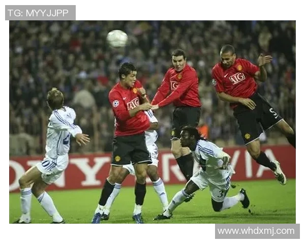 IG在冠军杯中的灵活战术展现与团队协作的完美结合分析 IG在冠军杯中的灵活战术展现与团队协作的完美结合分析